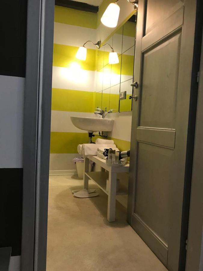 Hotel Sanctus Syrus 4 Albenga Exterior foto